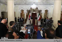 حجاب رئیس‌مجلس صربستان در دیدار لاریجانی/تصاویر