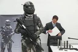 لباس نظامی متفاوت روسی در سوریه/عکس