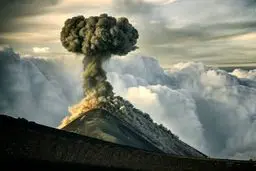 تصویر دیدنی از فعال‌ترین آتشفشان دنیا