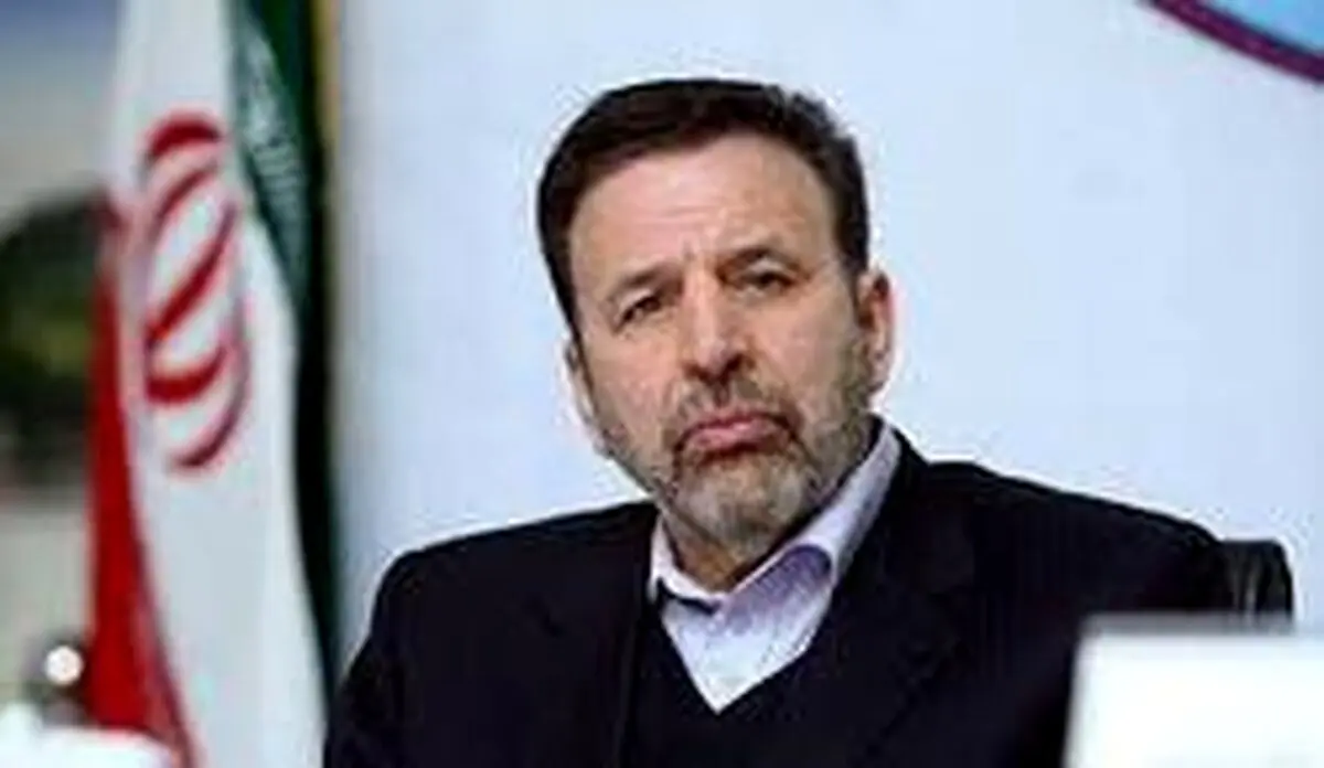 دیدار واعظی با خانواده یکی از قربانیان هواپیمای اوکراینی