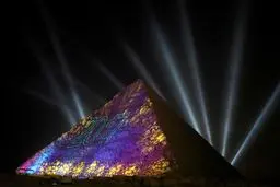 سال نو میلادی در اهرام مصر/عکس