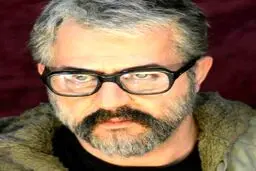 تصویری از گريم متفاوت هومن سيدى در فیلم "کمدی انسانی"
