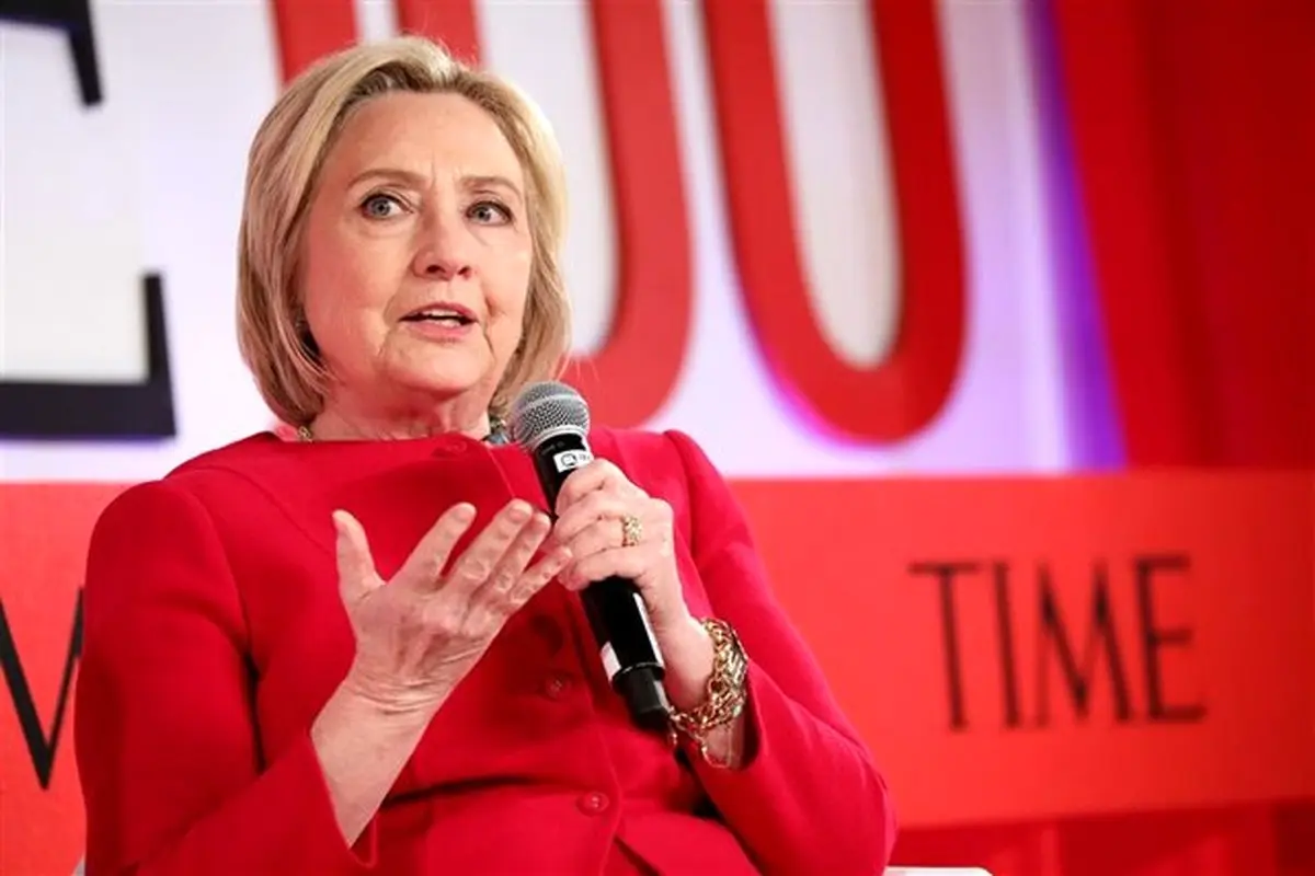 کلینتون: اگر ترامپ رئیس‌جمهور نبود قطعا محاکمه می‌شد/ مداخله روسیه در انتخابات ۲۰۱۶ تاثیر داشت