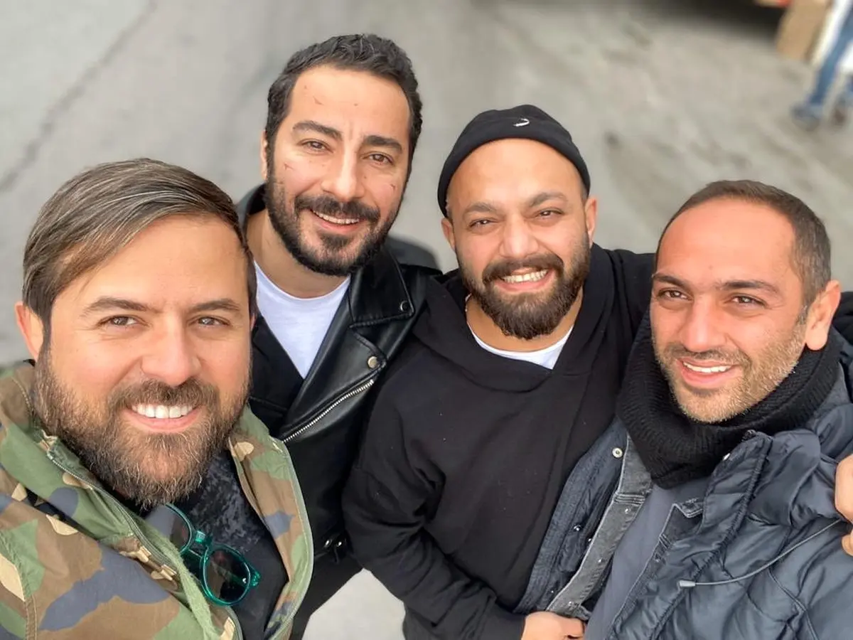 عکسی از دورهمی نوید محمدزاده، هومن سیدی و صابر ابر