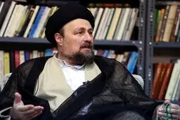 عیادت سیدحسن خمینی از یک مرجع تقلید + عکس