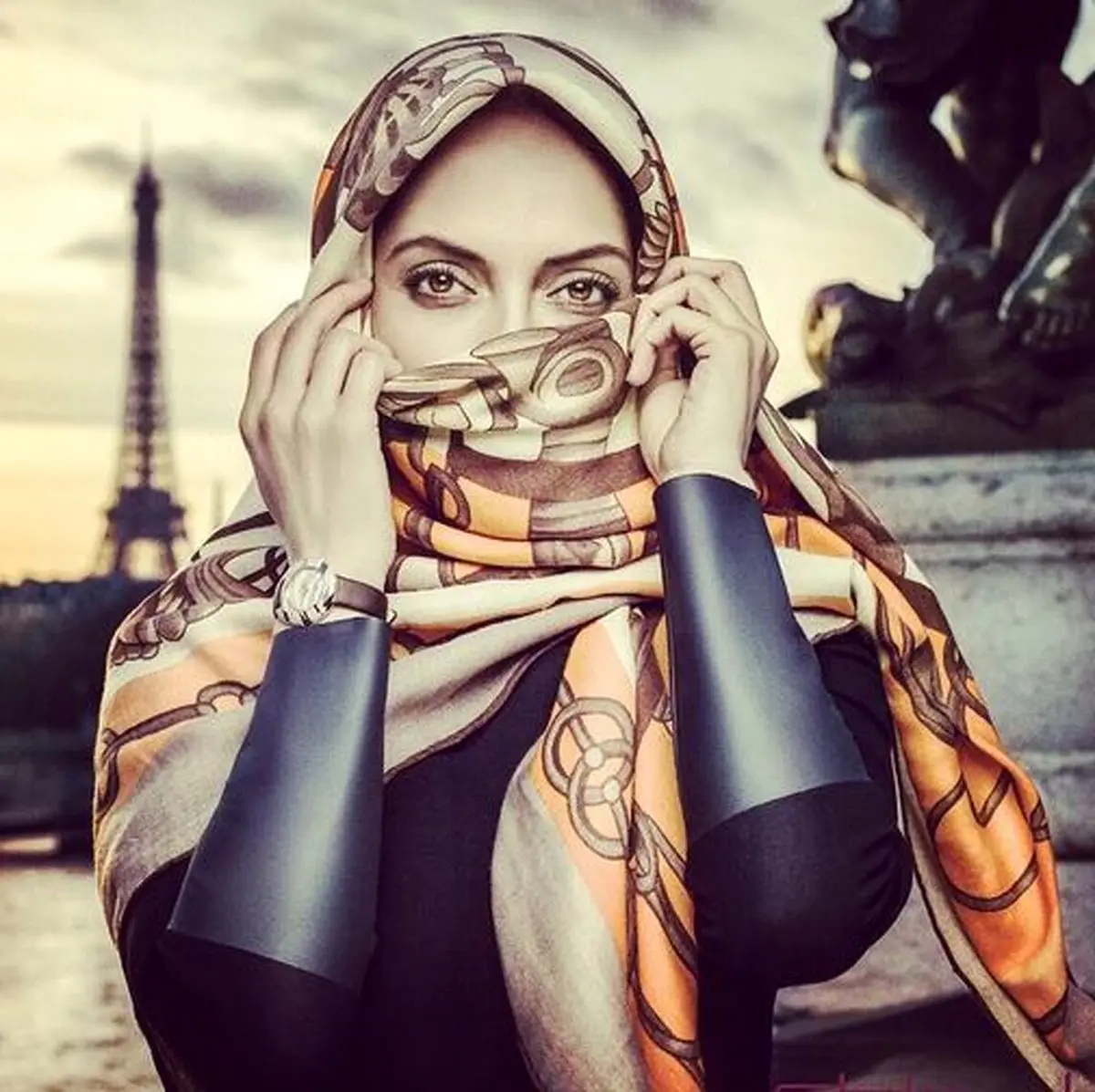 عکس تبلیغاتی یک ساعت سوییسی با حضور مهناز افشار