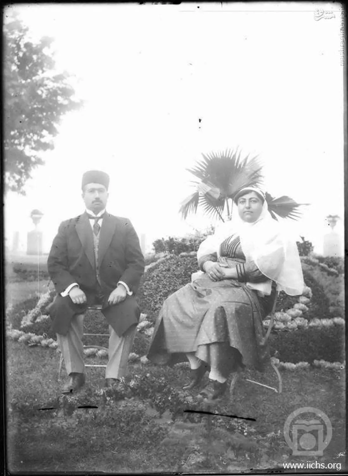 محمدعلی شاه و همسرش در تبعید + عکس