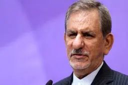 جهانگیری: نباید این گونه باشد که عده‌ای پشت درهای سیاست بمانند و عده‌ای از همه فیلترها عبور کنند