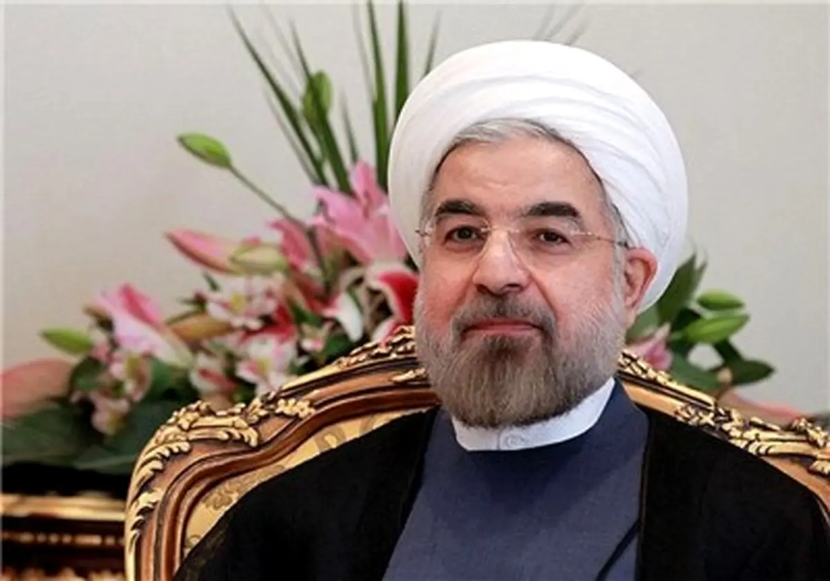 روحانی در جمع قهرمانان المپیک و پارالمپیک: شما در کرمانشاه دولت آمریکا را شرمنده کردید/ دیگر زمان آن سپری شد که زن فقط آشپزی و بچه‌داری بکند/ چرا برخی‌ها نصفه خالی لیوان آب را می‌بینند و نصف پر را متذکر نمی‌شوند؟