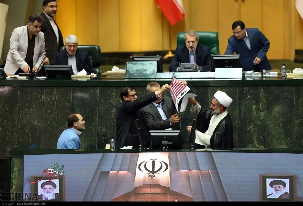 لاهوتی سخنگوی فراکسیون مستقلین: در انتخاب ذوالنوری تبانی نشد/ آتش زدن برجام نظر شخصی ذوالنوری بود، کمیسیون جمعی تصمیم می‌گیرد