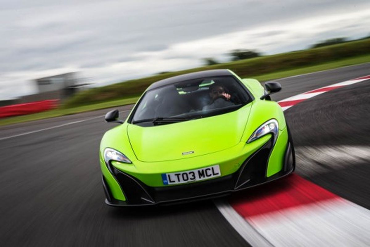 اولین رانندگی با مکلارن 675LT مدل ۲۰۱۶+ تصاویر
