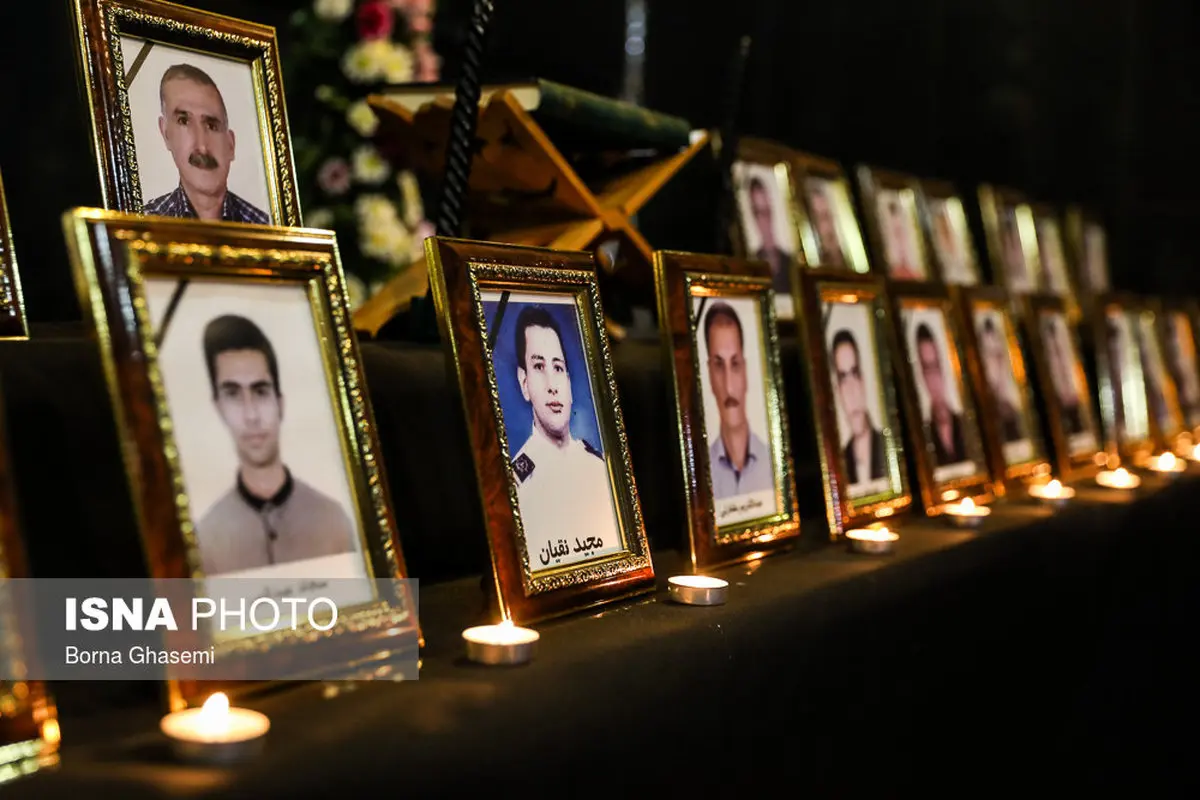 تصاویری از ادای احترام به جانباختگان نفتکش سانچی