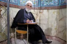 «رسمِ سیاسی» که ناطق نوری کلید زد /پیام های سیاسی یک لبیک، یک اقتدا /حرکات نمادین و ضربتی دو روحانی اصولگرا و اصلاح طلب برای درهم شکستن اختلافات سیاسی چپ و راست /روحانی پای میز گفتگو با رقبای انتخاباتی اش خواهد نشست؟ /رفقای آیت الله هاشمی پا جای پای او می