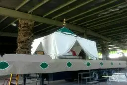 تصویری از آماده سازی ماشین حمل پیکر مطهر شهید محسن حججی