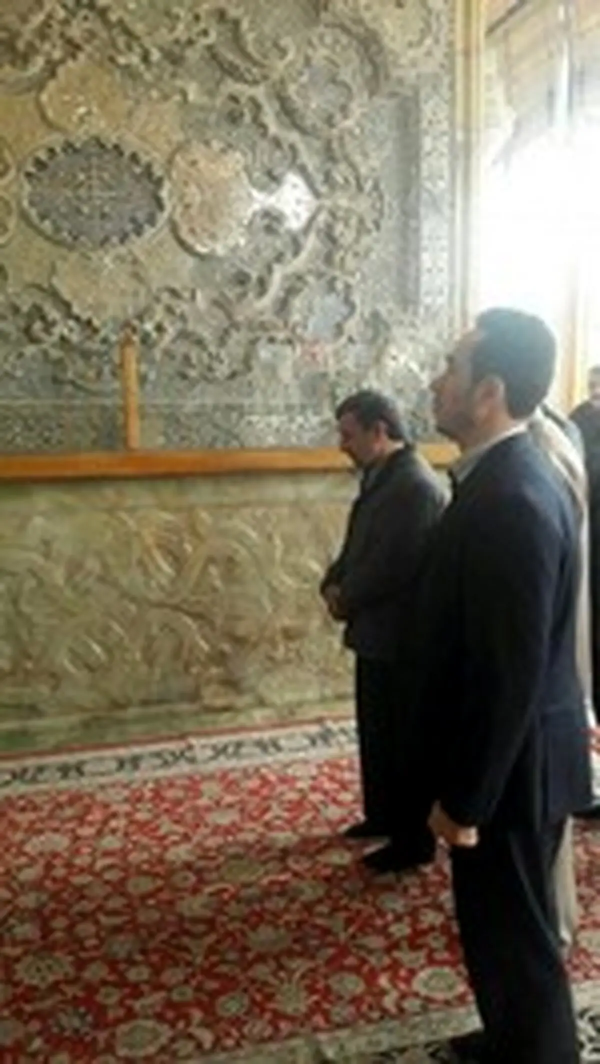 حواشی تصویری سفر احمدی نژاد به شیراز