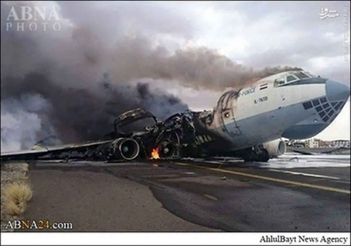 انهدام هوایپمای یمنی در بمباران جنگنده‌های سعودی/تصاویر