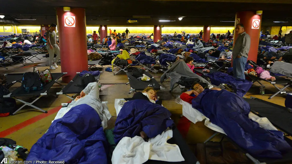 اسکان پناهجویان آسیایی در اماکن عمومی کشورهای اروپایی+عکس