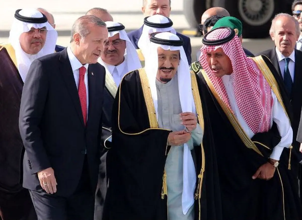 اردوغان شخصا به استقبال پادشاه عربستان رفت/ عکس