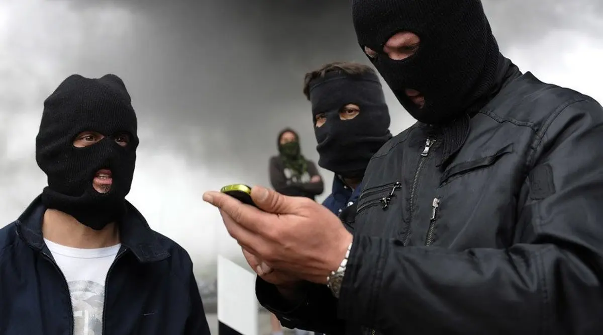 ماجرای هولناک حمله مردان نقابدار به یک مدرسه