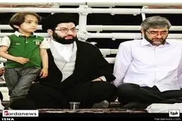 داماد، پسر و نوه آیت الله خامنه ای در یک قاب/عکس