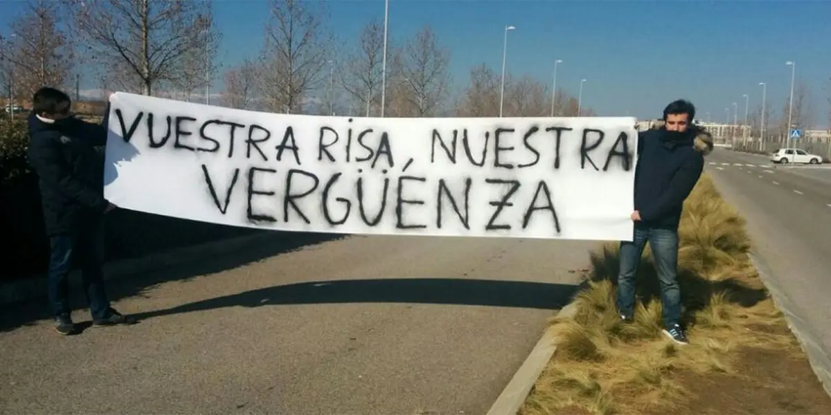 بنر کنایه آمیز هواداران رئال بر علیه رونالدو(عکس)