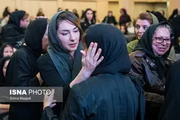 هانیه توسلی و لیلی رشیدی در مجلس ترحیم داوود رشیدی/عکس