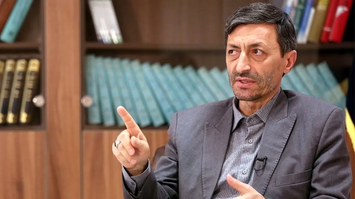 پاسخ سیاستمداران به لیستی که فتاح رو کرد / احمدی‌نژاد: درخواست بدهید/ ابتکار: رسانه ملی فرصت پاسخ بدهد / مولاوردی: گر حکم دهند که مست گیرند