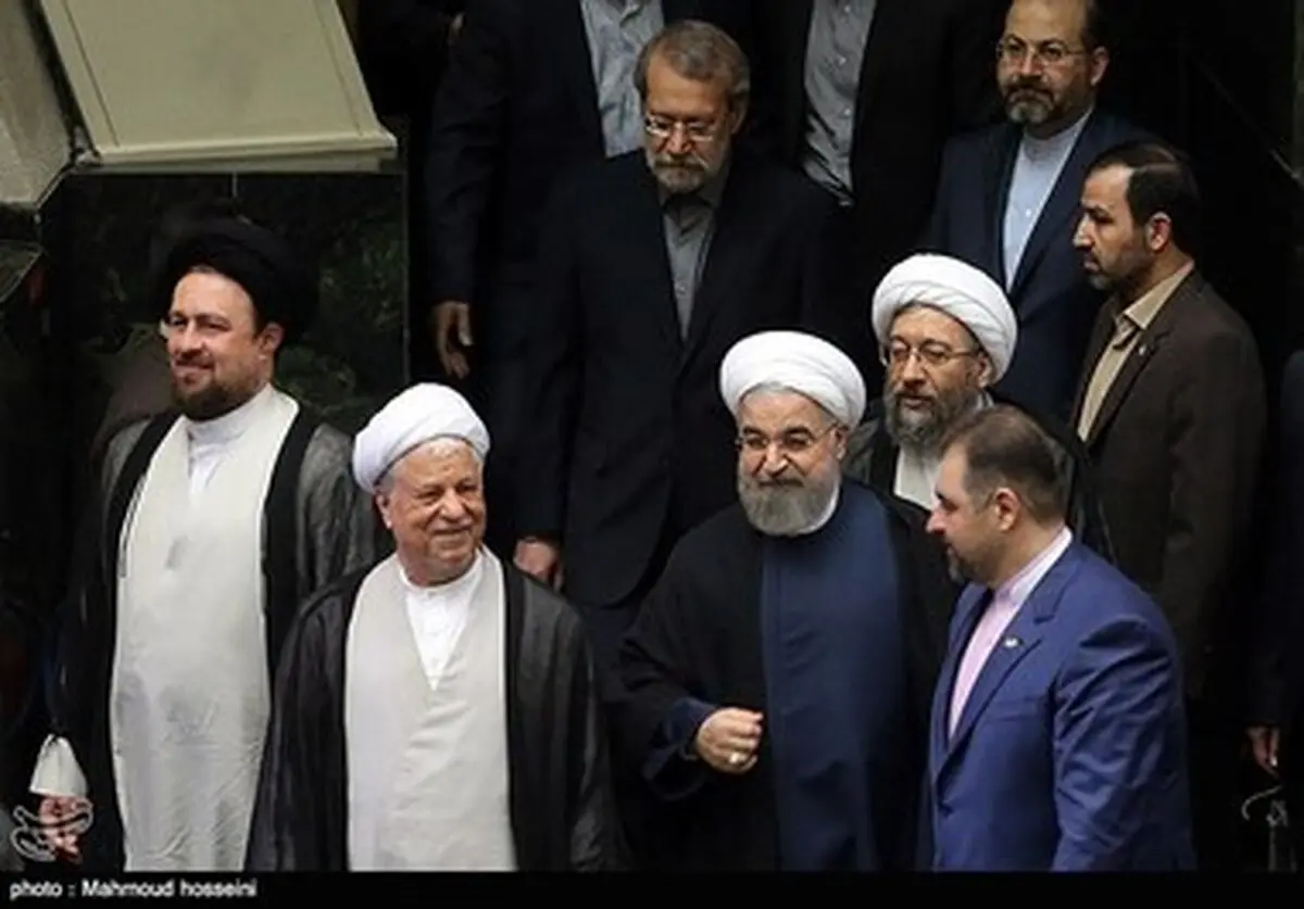 حواشی تصویری از ورود هاشمی، روحانی، عارف و لاریجانی/ تصاویر