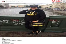 نفیسه روشن با تیپ بتمن در روسیه / عکس