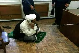 تحصن آقای نماینده مجلس در استانداری خوزستان