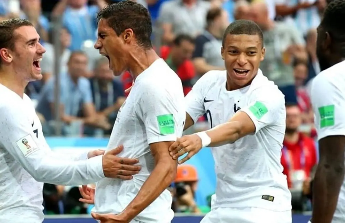 فرانسه، اولین تیم حاضر در نیمه نهایی/ اروگوئه بدون کاوانی خطری نداشت