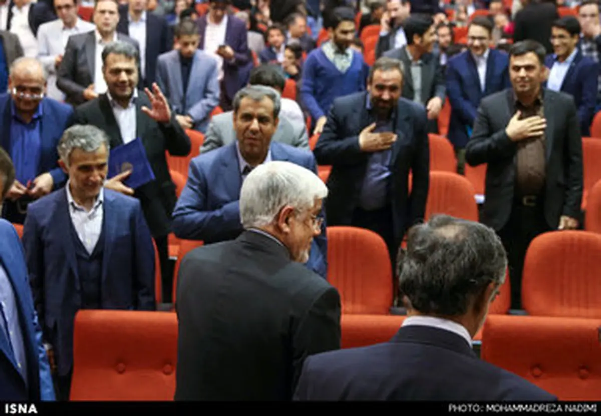 حواشی جالب مراسم تقدیر از فعالین ستاد اصلاح طلبان/تصاویر