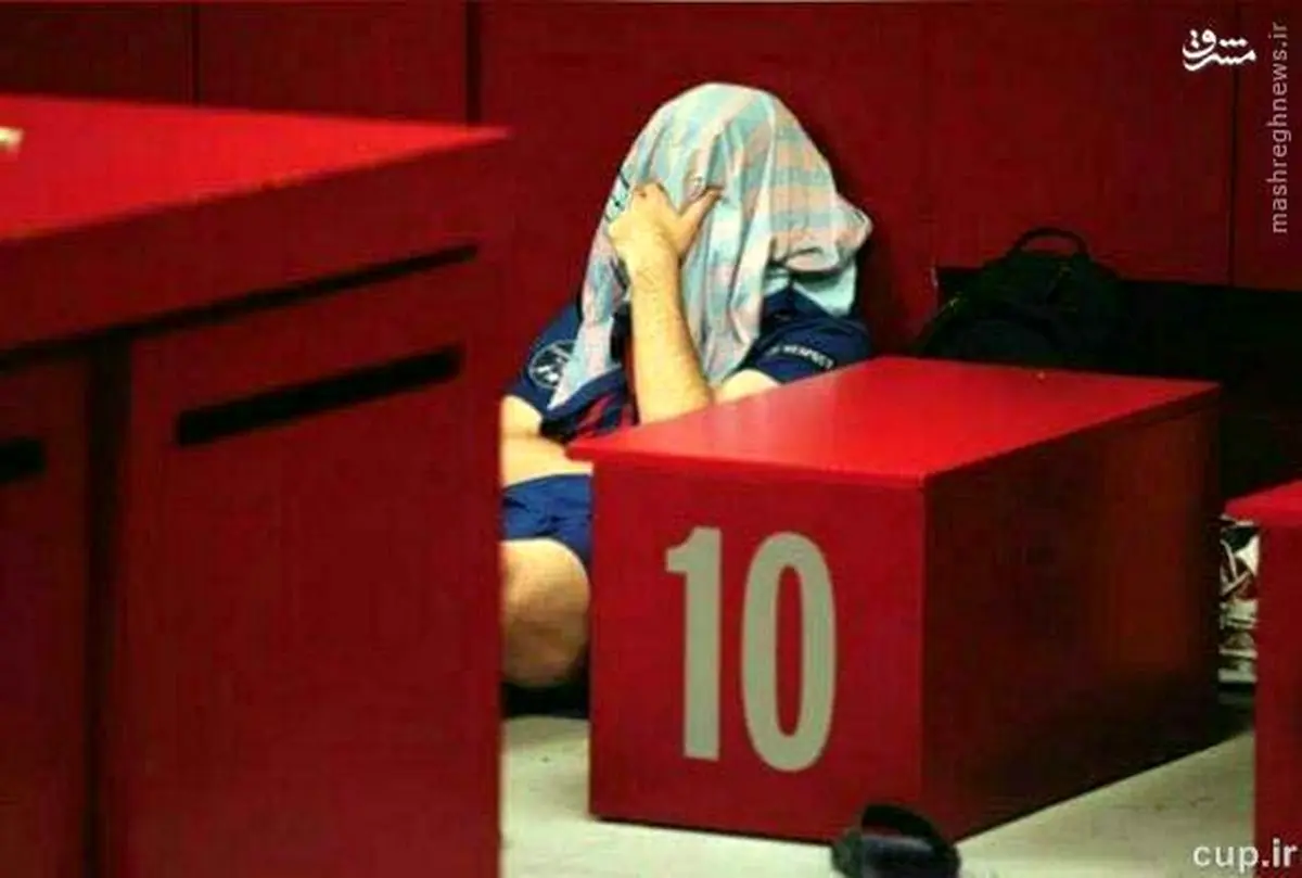 عکس/ شکار لحظه‌اي از مسی در رختکن