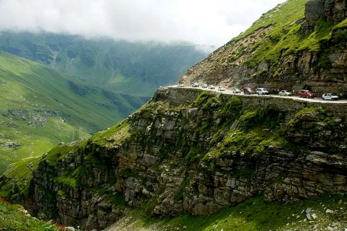 عکس / اینجا ایران است؛ گردنه حیران!