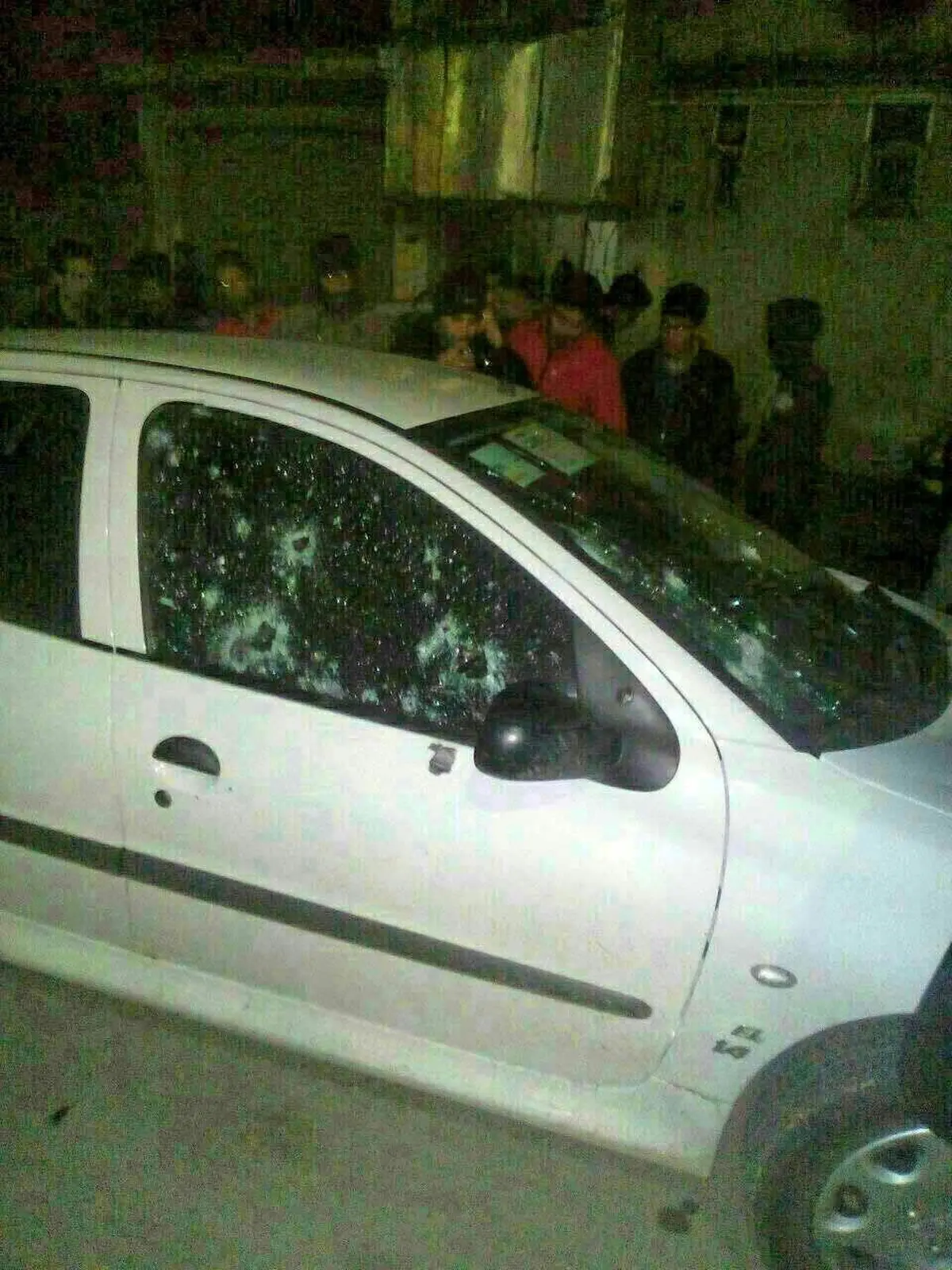 ماشین ملی پوش کشتی گلوله باران شد/عکس