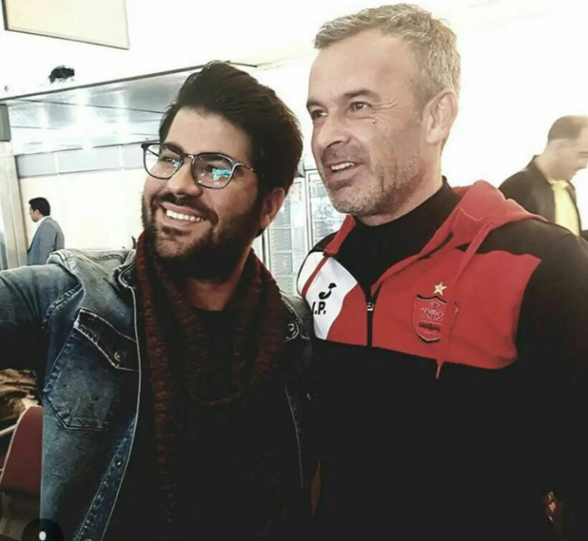 دیدار حامد همایون با پرسپولیسی ها در فرودگاه مهرآباد/عکس