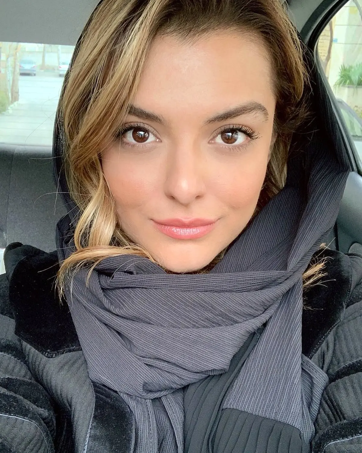 سلفی جذاب دنیا مدنی را ببینید