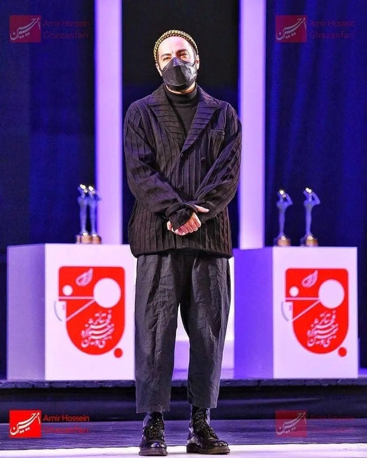 استایل خبرساز و متفاوت نوید محمدزاده درجشنواره تئاتر فجر! +عکس