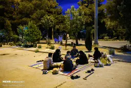 افطار در جوار شهدا+عکس‌ها