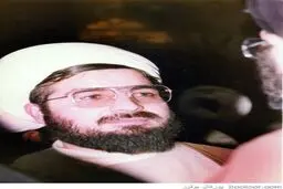 دست به اسلحه شدن روحانی در ماجرای گروگان‌گیری