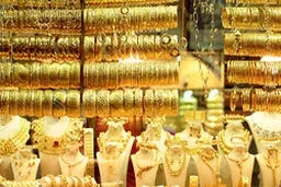 قیمت طلا، دلار، سکه و  ارز امروز 4 اسفند / طلای 18 عیار ۶۱۶ هزار و ۶۰۰ تومان!