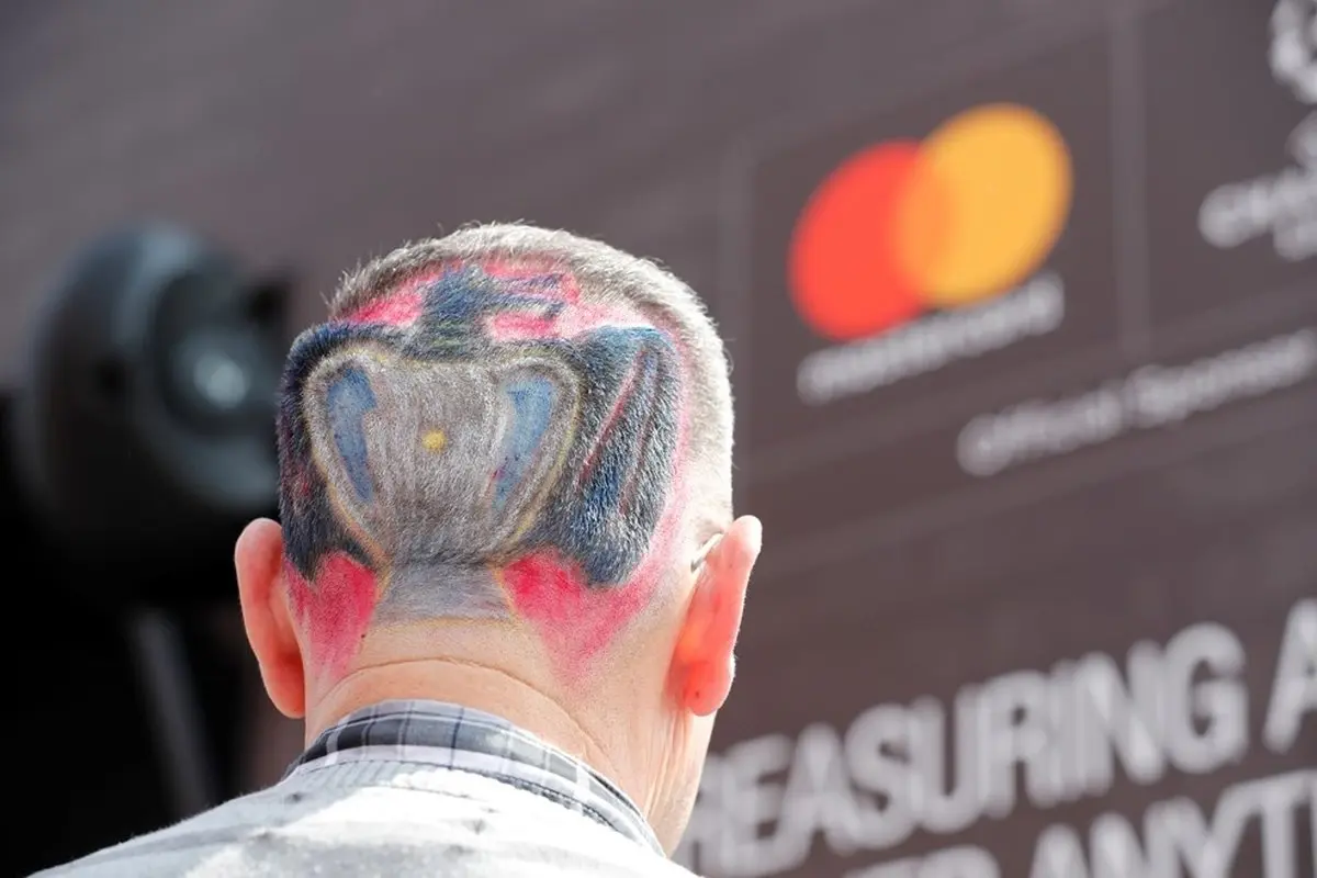 تصاویری از فستیوال لیگ‌قهرمانان در ولز / فقط چند ساعت تا بزرگ‌ترین انفجار فوتبالی فصل