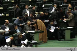 سر شلوغ وزرا در صحن مجلس/ تصاویر