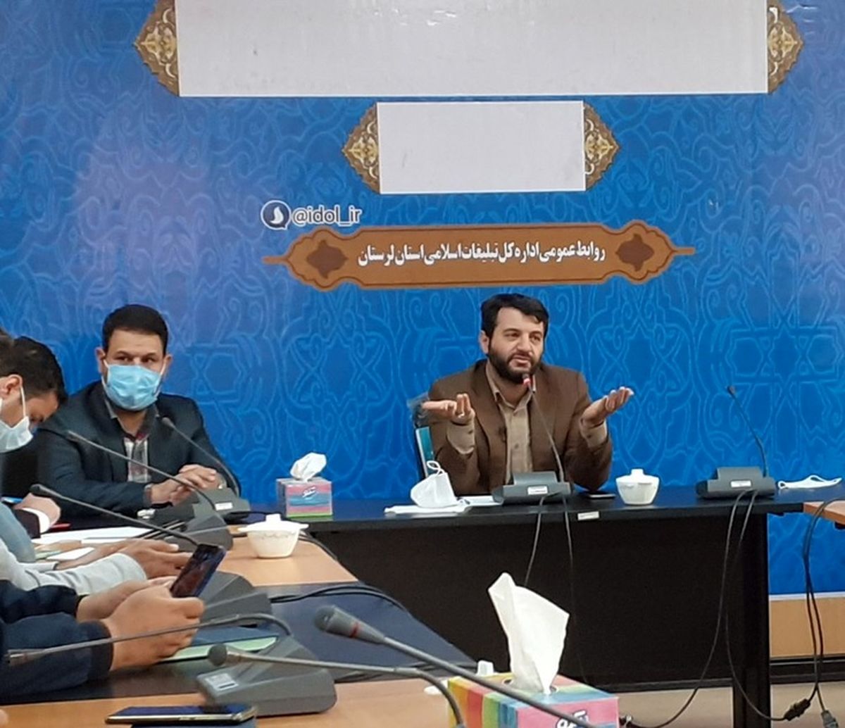 نامزدهای ریاست جمهوری باید چه برنامههایی داشته باشند؟