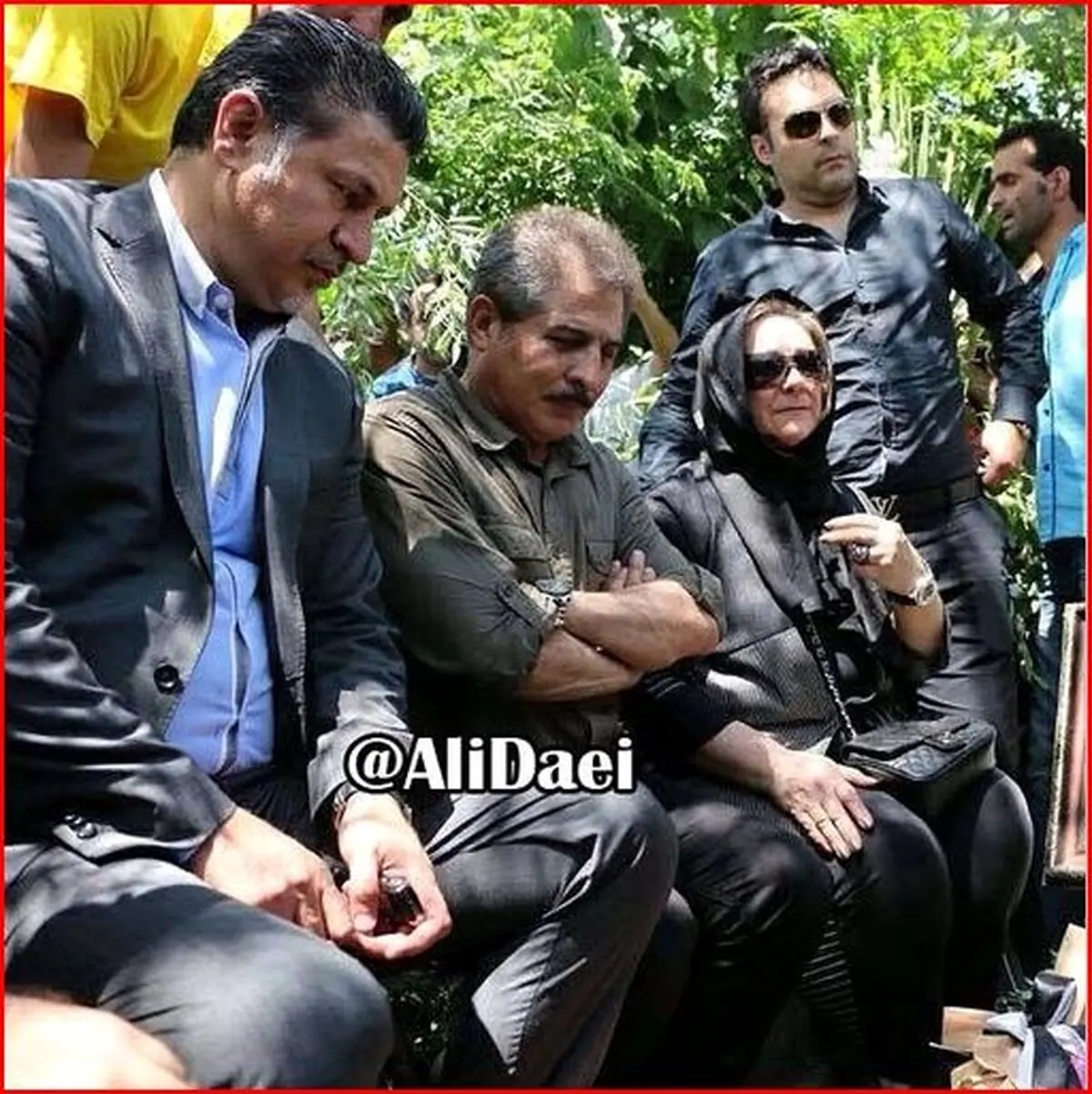 عکسی از علی دایی در مراسم سالگرد ناصر حجازی