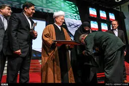 مراسم گرامیداشت دهه فجر با حضور آیت‌الله هاشمی/ تصاویر