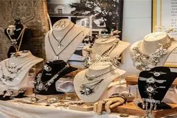 شیک ترین ویترین برای طلافروشی