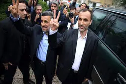 نامه تند احمدی نژاد در خصوص بازداشت حمید بقایی