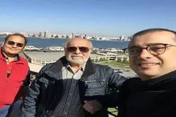 سپند امیرسلیمانی در کنار پدرش و رضا داوود نژاد/عکس