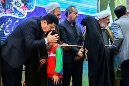 کنگره بزرگ شهدای روحانی مدافع حرم/ تصاویر